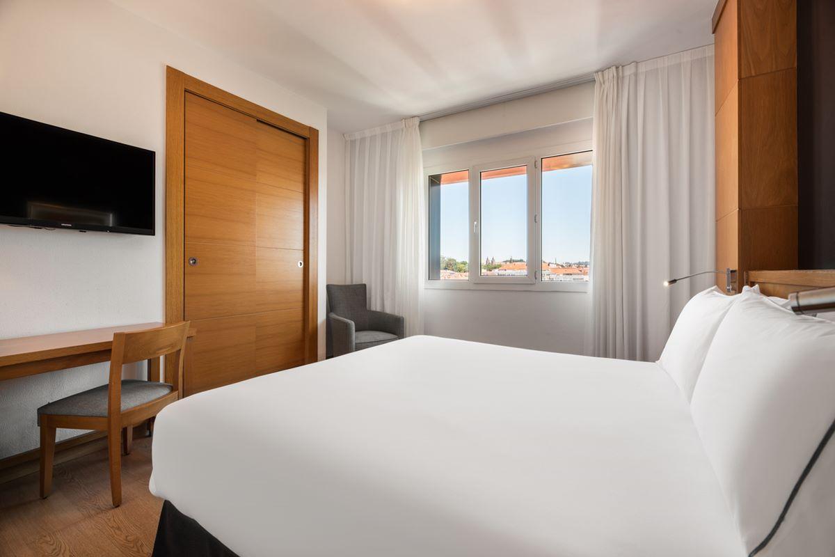 Hesperia Santiago Peregrino Hotel Santiago de Compostela Exterior photo