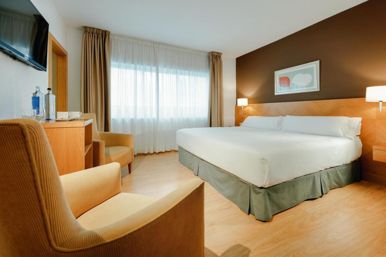 Hesperia Santiago Peregrino Hotel Santiago de Compostela Exterior photo